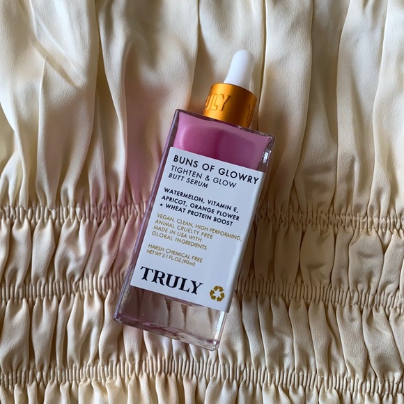 TRULY BUNS OF GLOWRY • TIGHTEN & GLOW • BUTT SERUM - Picture 1 of 3